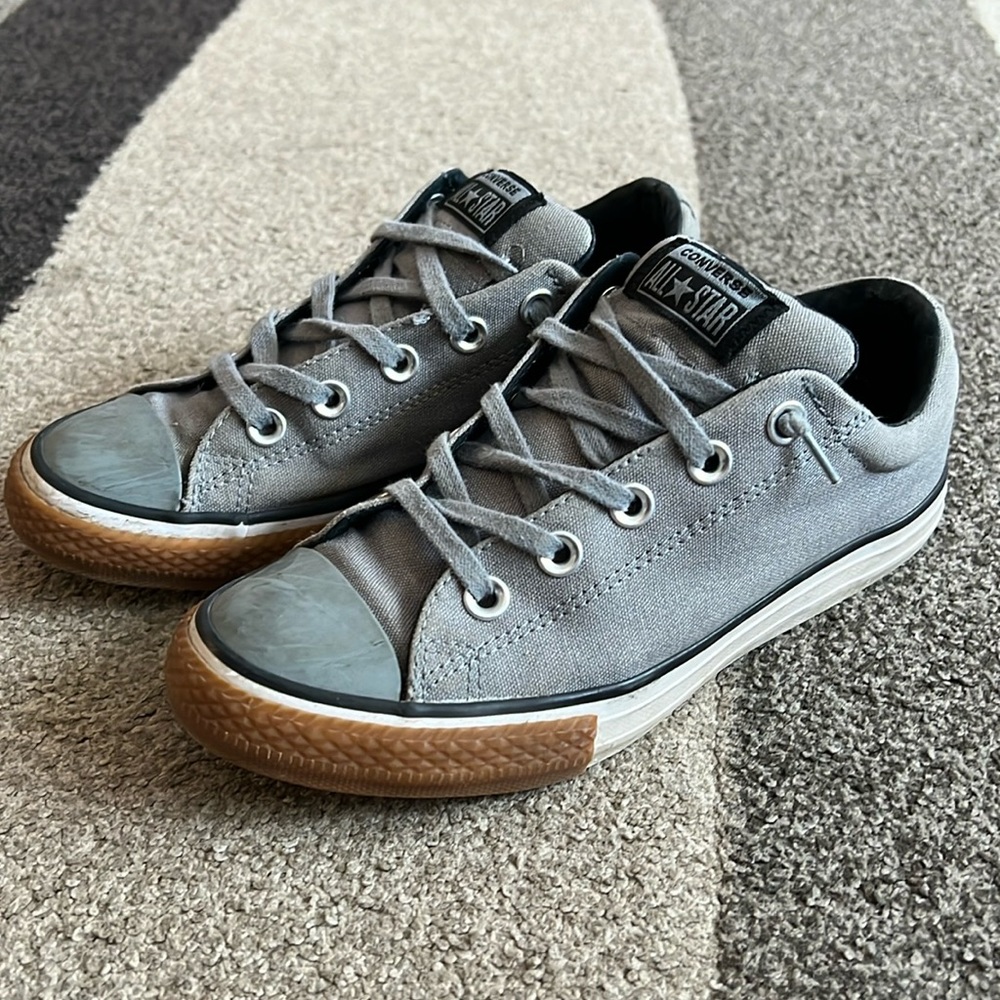 Converse gray Girls size 3